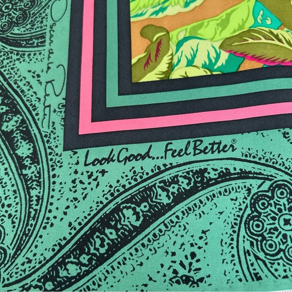 •Oscar De La Renta Silk Floral Signed Scarf Vintage Made in Japan 35”x35” - Picture 16 of 16